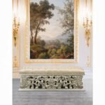 Sorina Bench